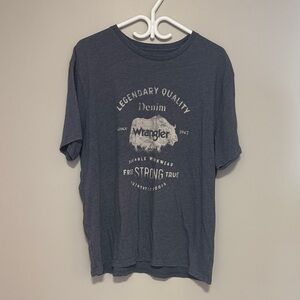 Wrangler navy blue graphic tee with white print